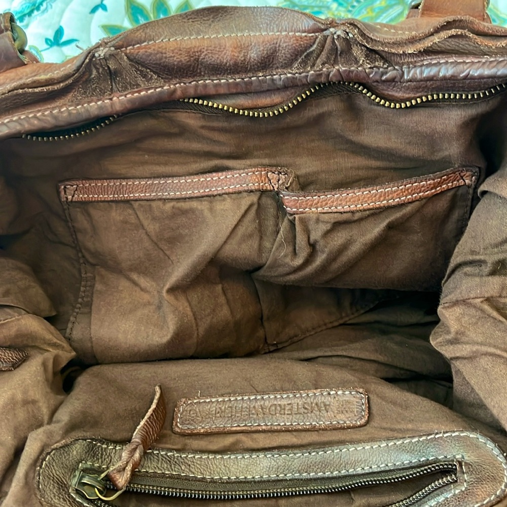 Amsterdam Heritage brown leather crossbody bag. - Picture 6 of 16
